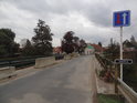 Most přes Vojkovický náhon.