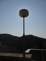 Lampa na koruně hráze přehrady Vír.