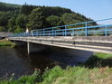 Menší silniční most přes Svratku ve Víru.